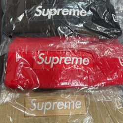 SUPREME BOX LOGO BEANIES