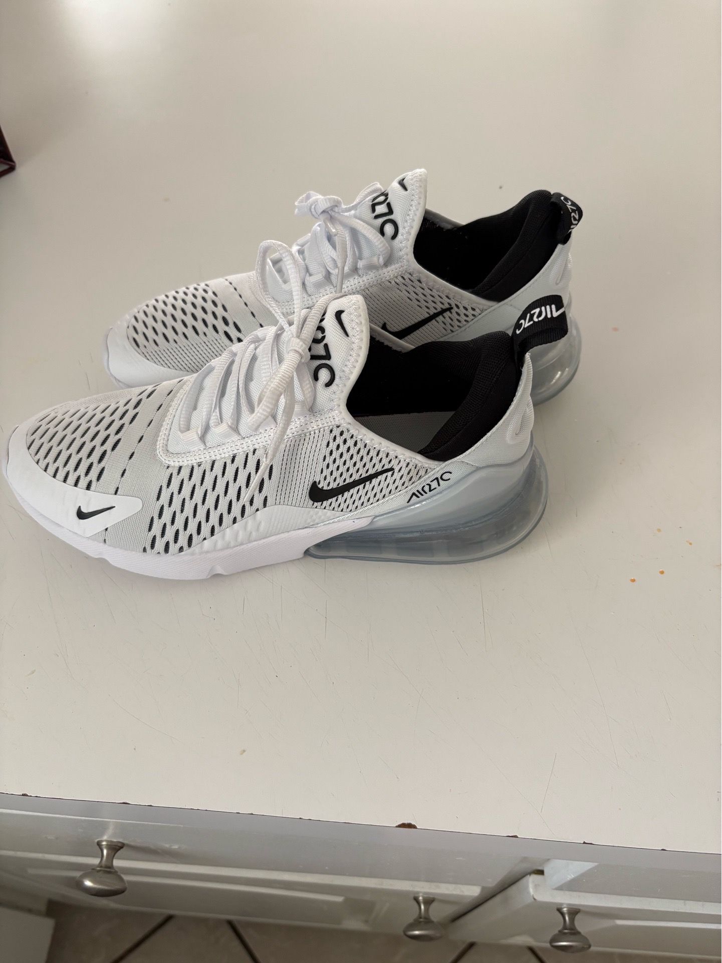 Women’s Nike 270