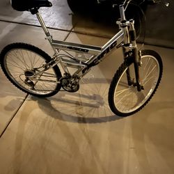 Pacific SX 4500 Bike