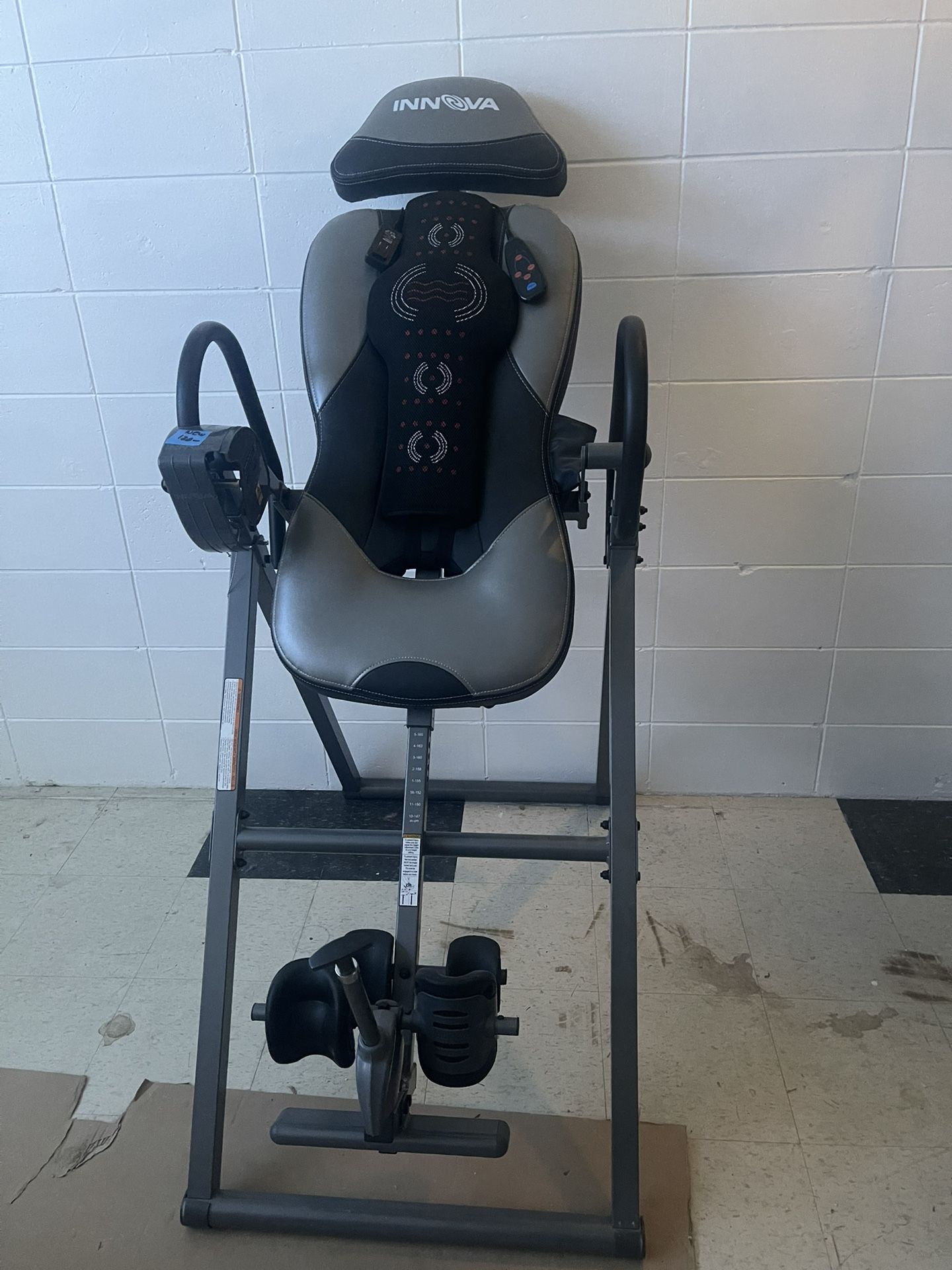 INNOVA ITM5900 Heat & Massage Inversion Table – New