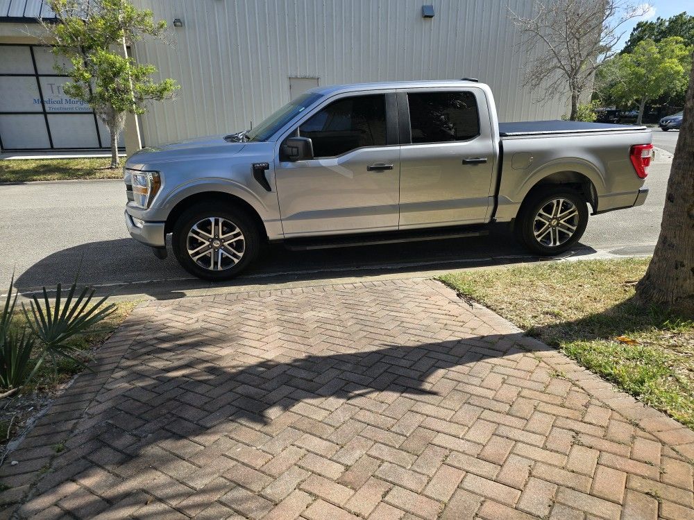 2019 And Up F150 Black Package Running Bords
