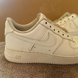 Women’s Nike Air Force 1 ‘07