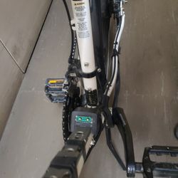  SURLY  BICYCLE  Electric  2 Batteries Lithium  Extra 