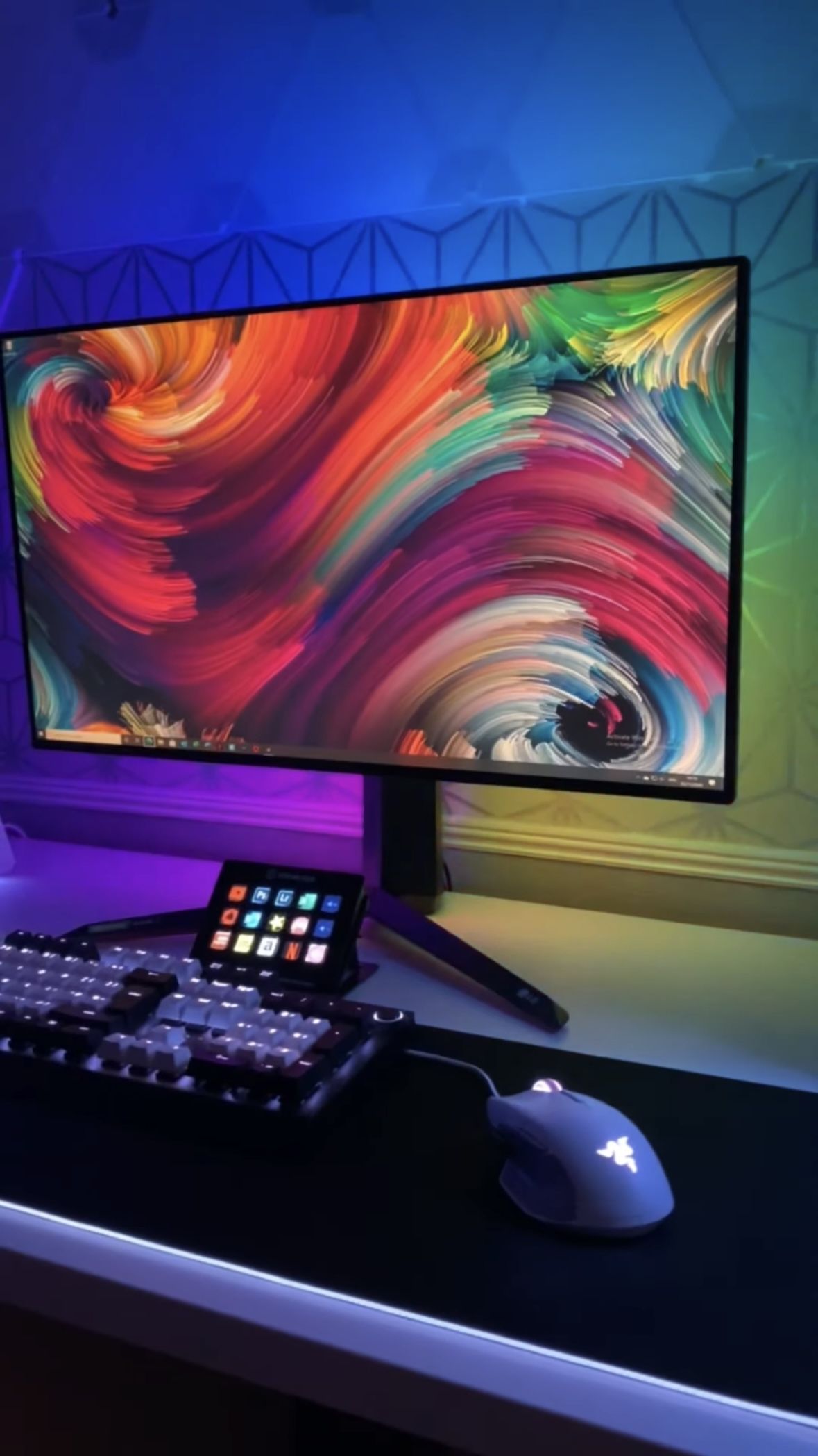 LG ULTRAGEAR 4K 144hz 27GN950 GAMING MONITOR