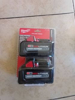 Milwaukee
M18 18-Volt Lithium-Ion High Output 6.0Ah Battery Pack (2-Pack)
Questions &