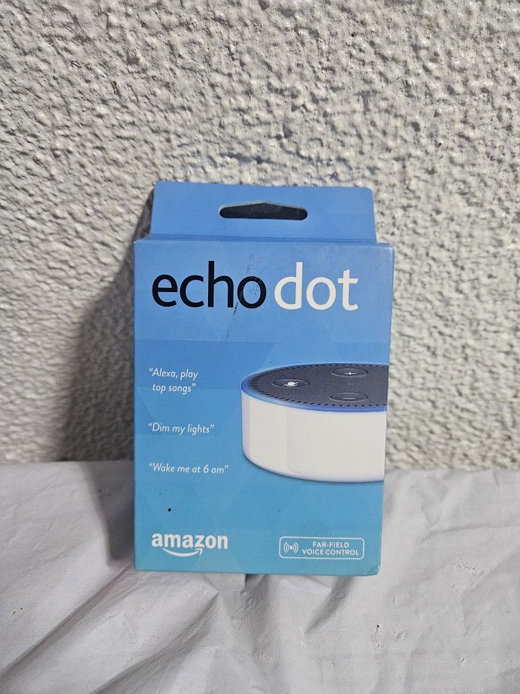 Amazon Echo Dot (2nd Generation) Smart Assistant - White! 😊