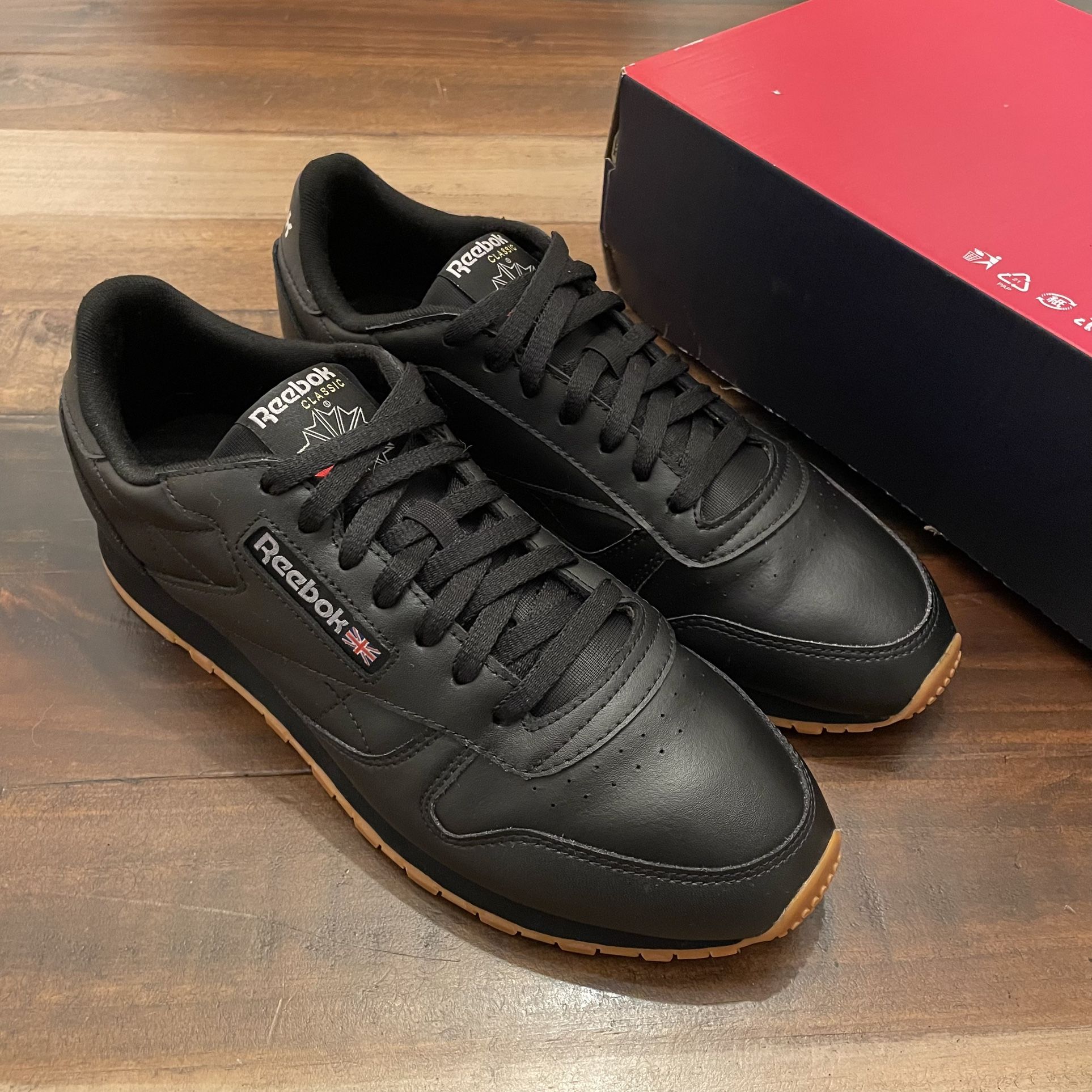 Reebok Classic Leather Black / Gum