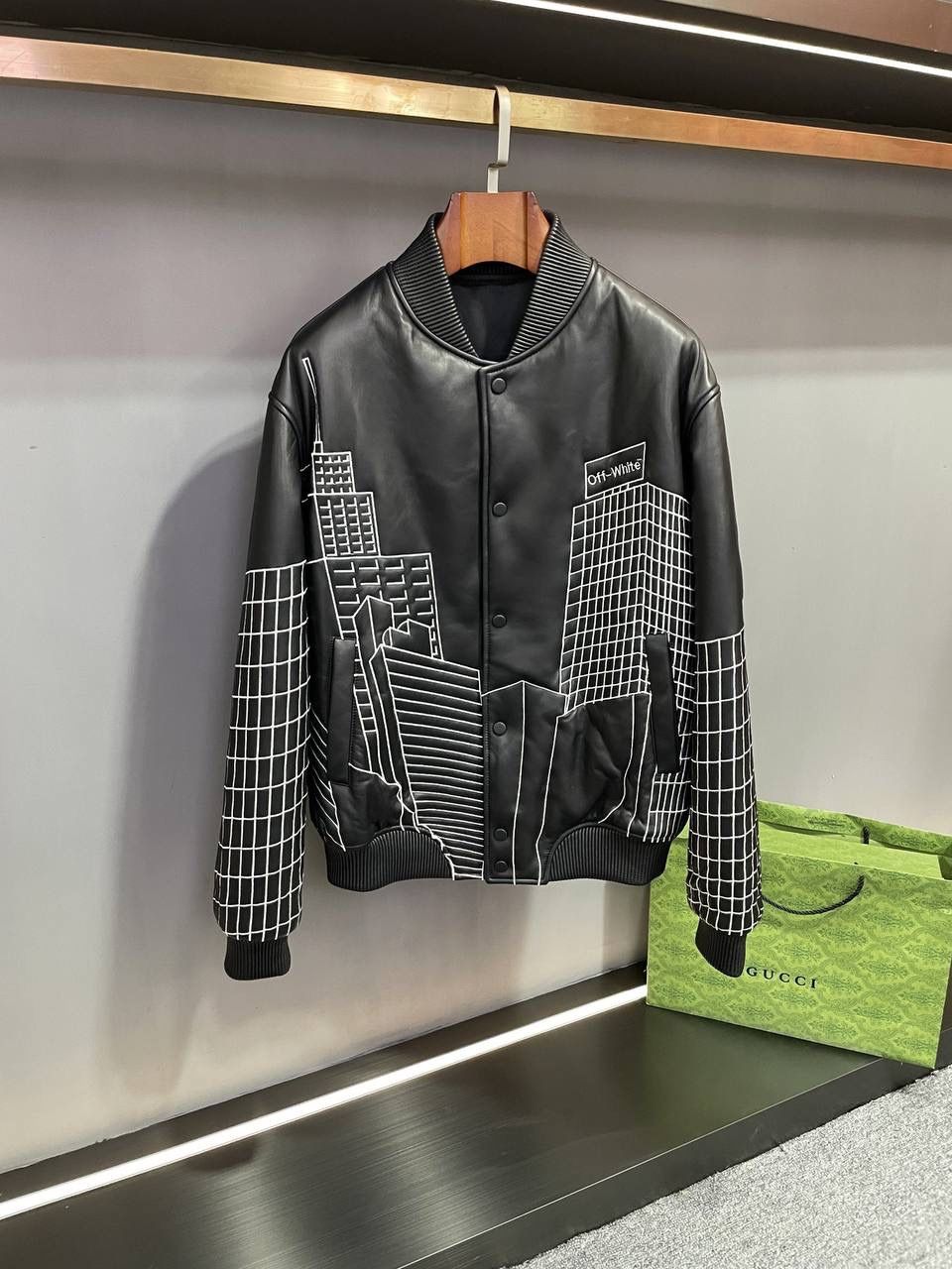 Off White