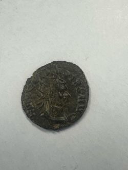 Bronze coin Claudius II from Roman Empire