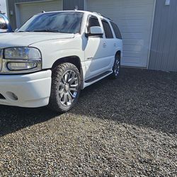 2005 GMC Yukon Denali