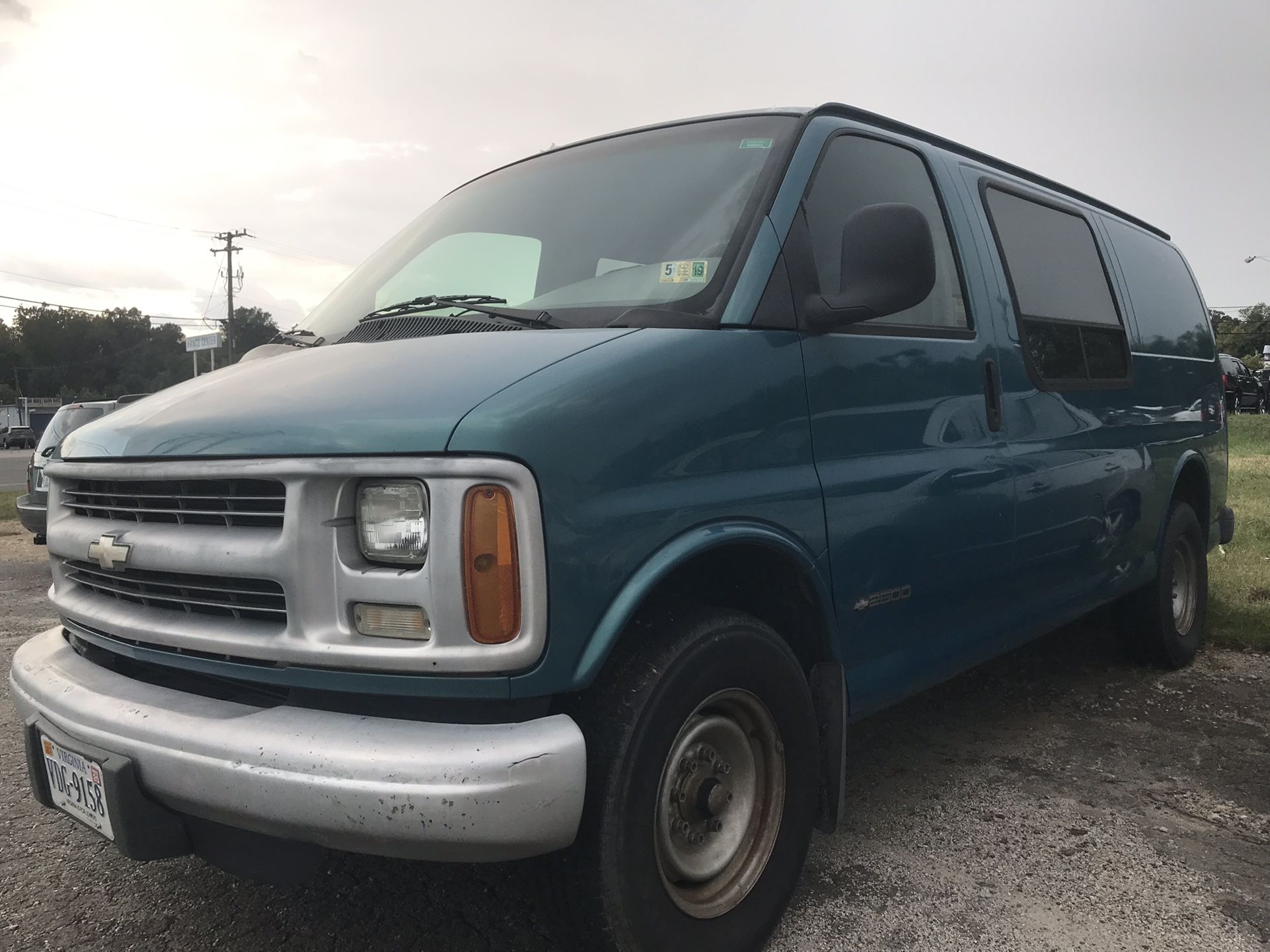 2500 Chevy Express De Trabajo  Corre Muy Bien!