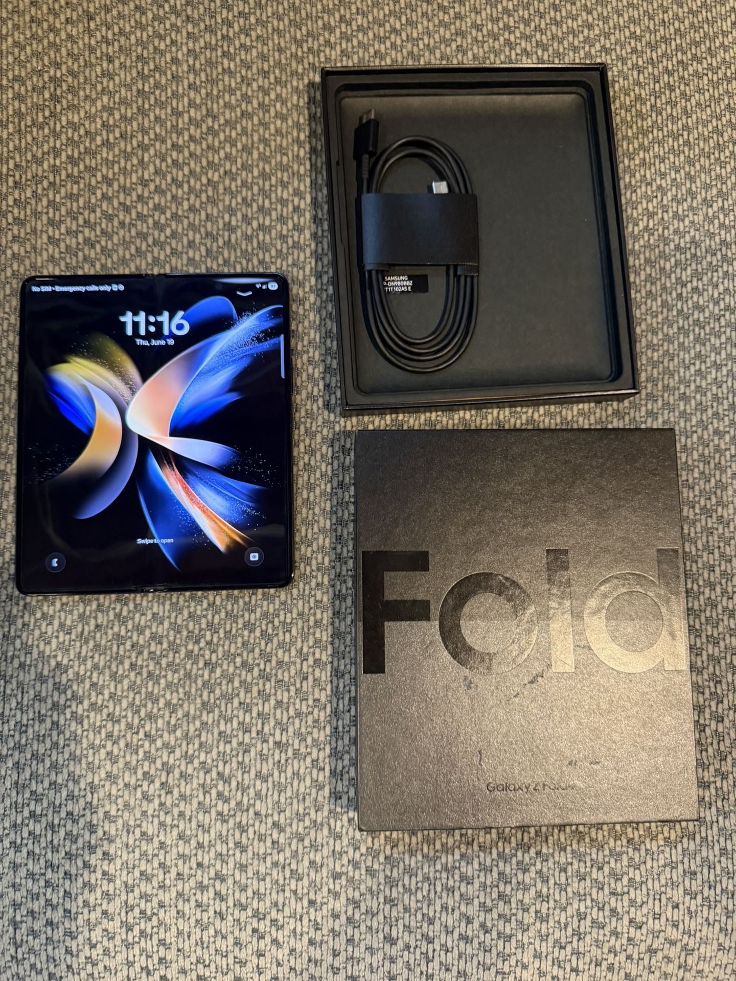 Samsung Galaxy Z Fold 4 256GB Unlocked