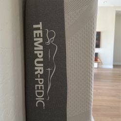 Tempurpedic King mattress 