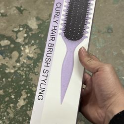 HAIR BRUSH 