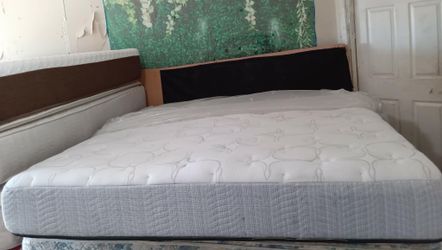 King Size Mattress (Colchón King Size)