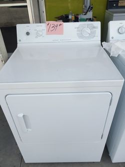GE Dryer white heavy duty excellent condition .Warranty . Delivery available . 2203 Fowler st. Ft. Myers 33901 1stop best appliances
