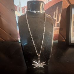 Silver .925 Pendant With Chain 