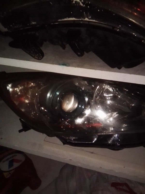 Acura TL And mazda 3 2010 headlights