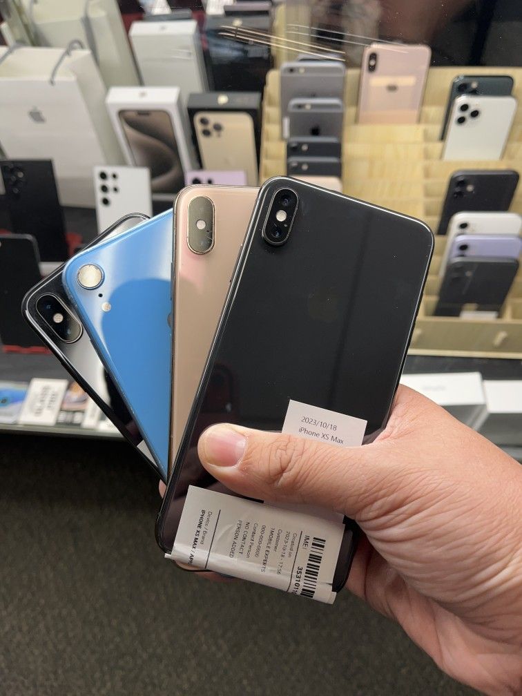 iPhone 8 / 8 Plus / X / XR / XS Max Factory Unlocked / International