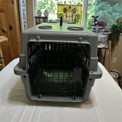 Small Pet Kennel Carrier 