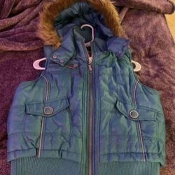 Juniors Vest Size Lrg 