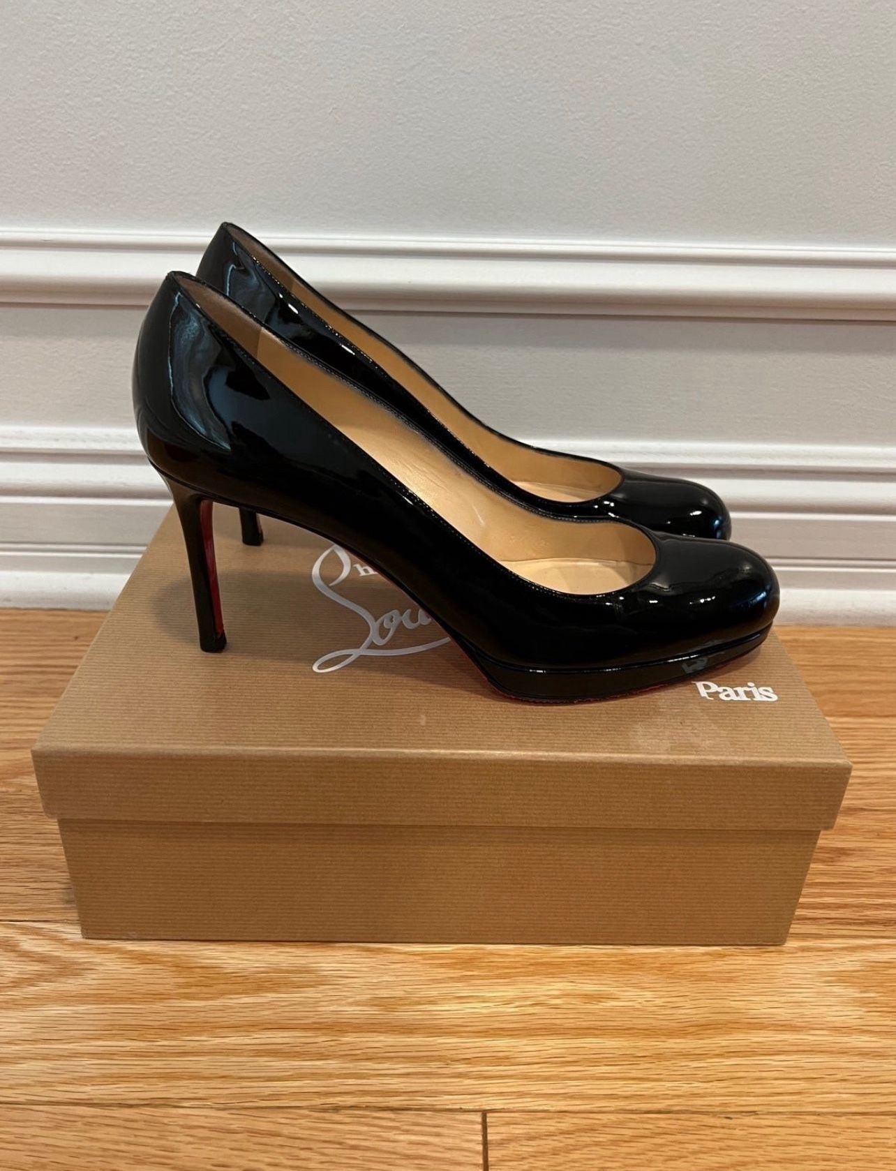 Christian Louboutin New Simple Pump 120 Black Patent Calf Size 40
