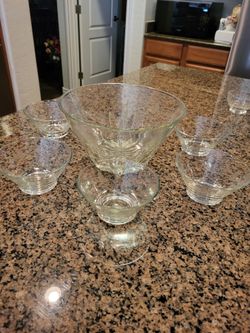 Princess house crystal salad bowl, set the original pattern very. Heavy