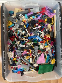 Large bin of mixed Lego bricks only (NO mini figures)