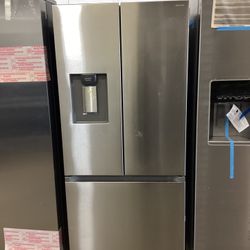 Samsung French Door Refrigerator With Water Dispenser With Ice Maker 