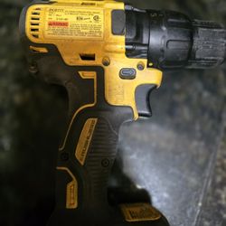 Dewalt 20V MAX DRILL