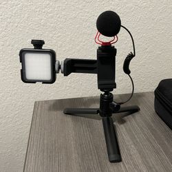 New Cellphone Video Recording Stand With Microphone And Led Lights