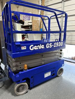 2015 Genie GS-1930 Electric Scissor Lift Skyjack New Batteries 4432