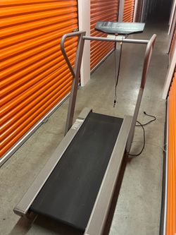 Electric Treadmill with Console