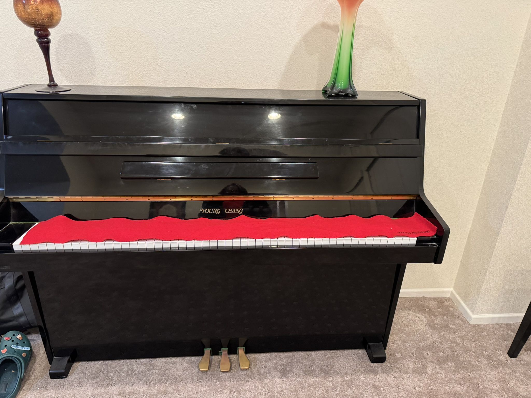 Young Chang Upright pisno