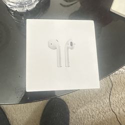 AirPods