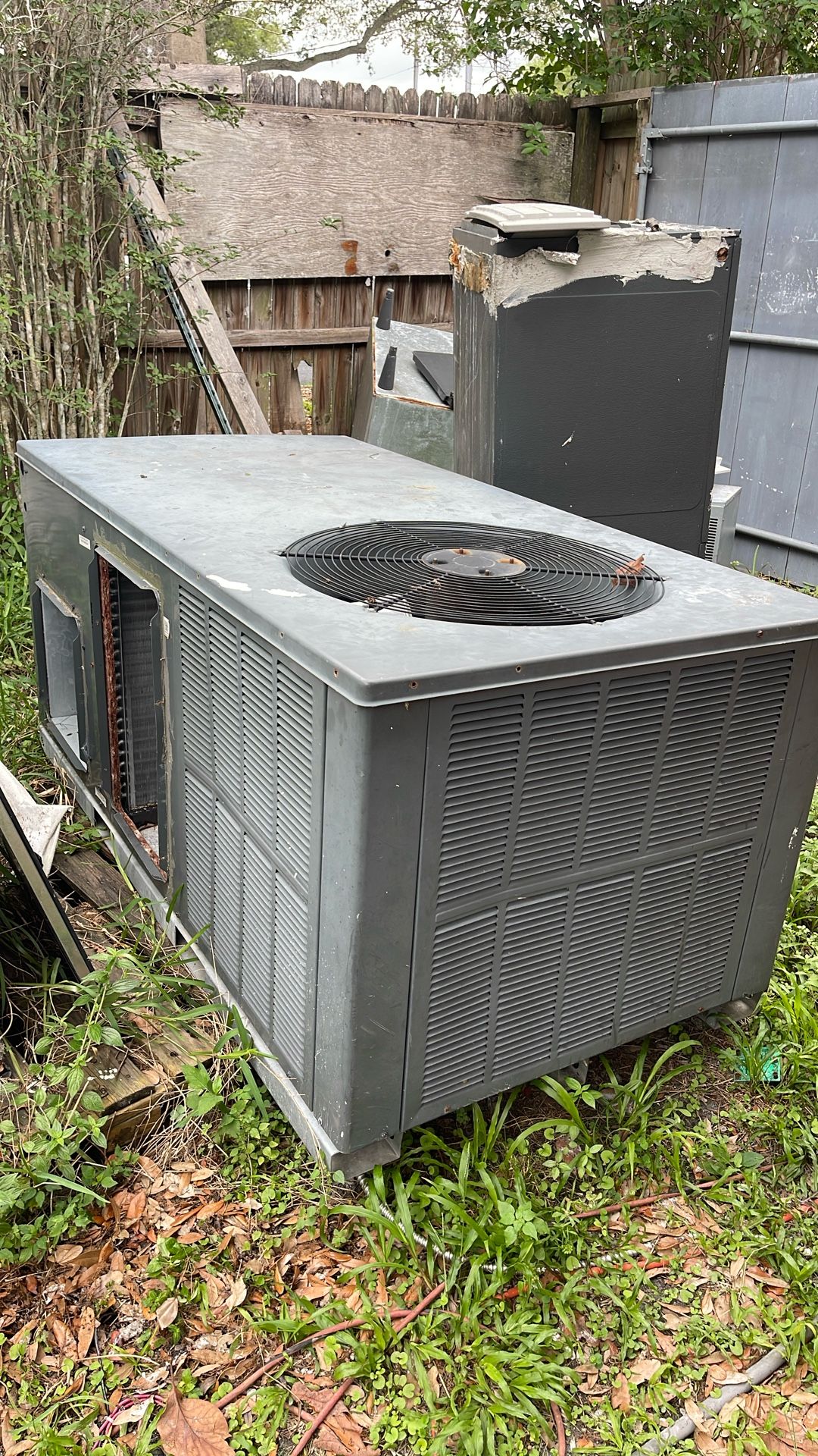 2.5 Ton Package Unit Running