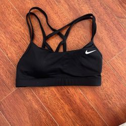 Nike Women's Black Strappy Sports Bra