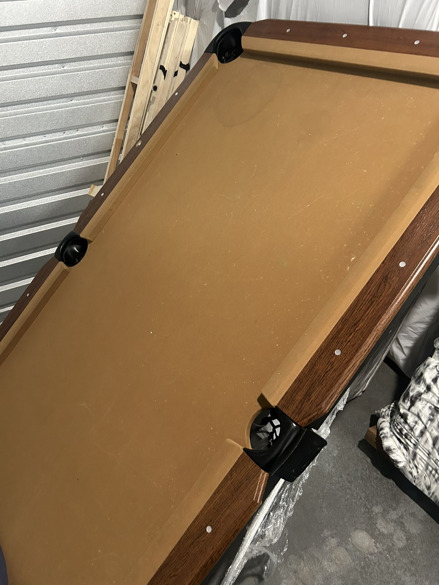 Pool table