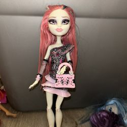 Monster High Rochelle Goyle Ghouls Night Out