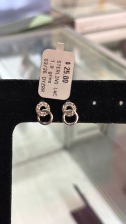 Very small double circle
