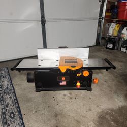 WEN 10 amp 8" jointer with spiral cutting head