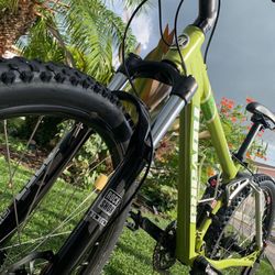 Novara Bliss 2.0 Women s Design Mountain Bike for Sale in Tampa FL OfferUp
