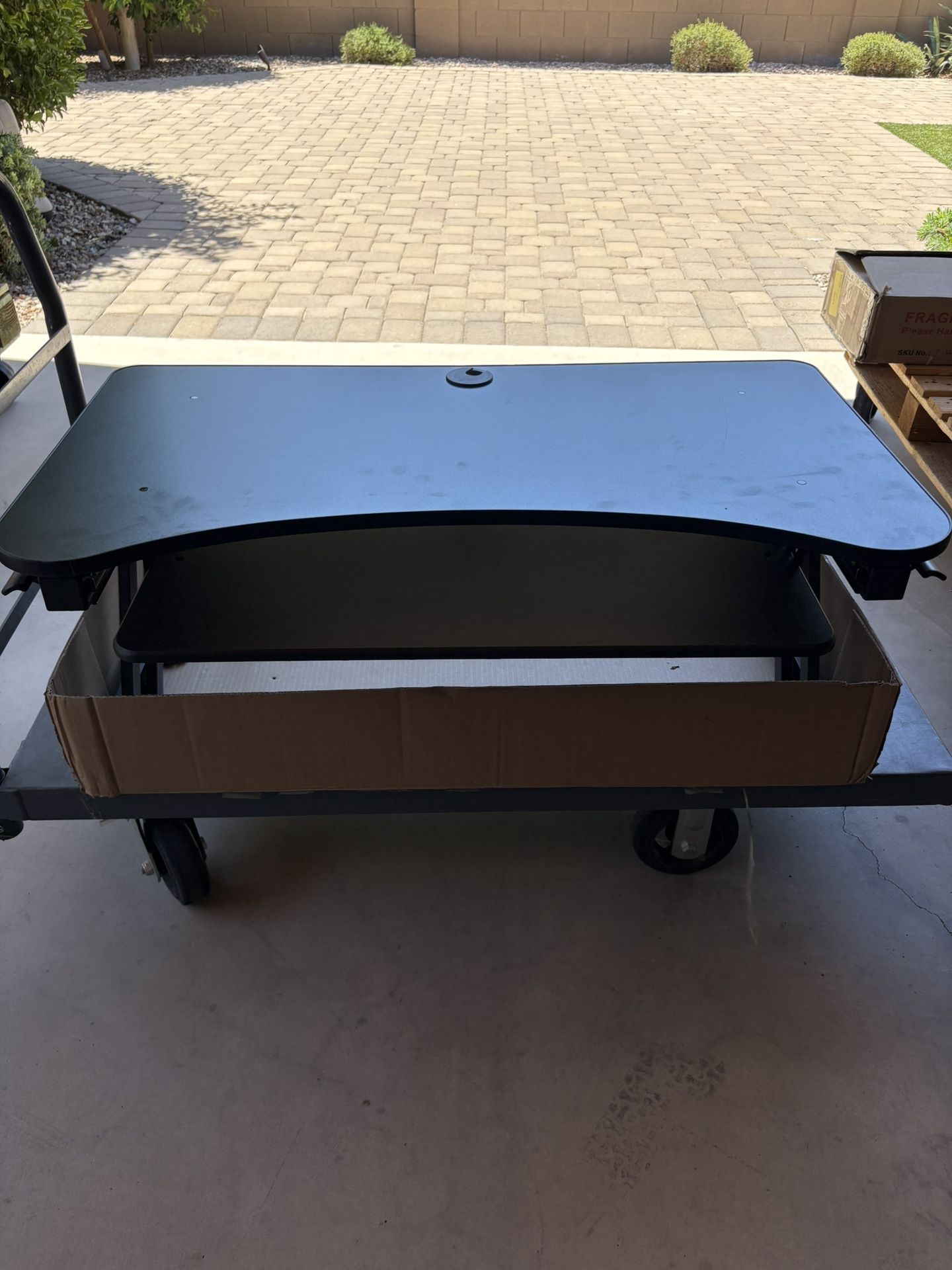 Deluxe Height Adjustable Sit to Stand Desk Computer Riser