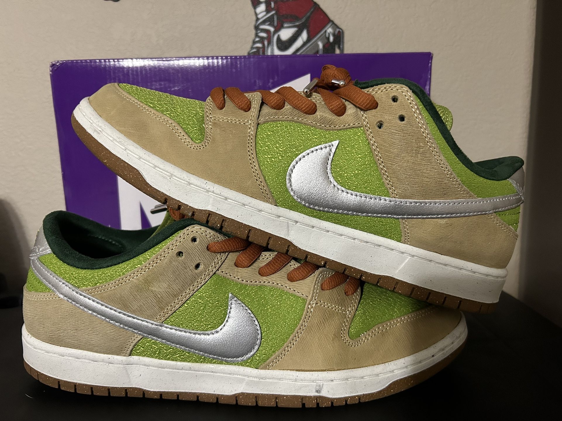 Nike SB Dunk Low Escargot