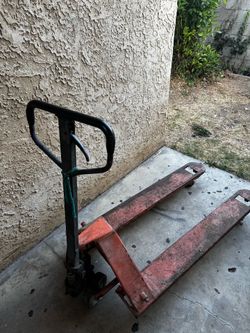 Manual Pallet Jack