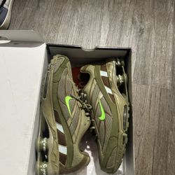 Nike Supreme Shox 