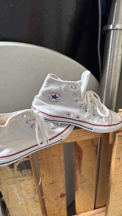 Converse white high tops -gently used size US 2