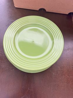 Dallas plates and glasses