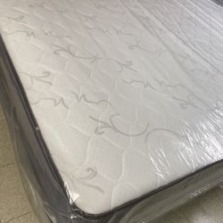 👑 NEW KING SIZE MATTRESS W.BOXSPRING INCLUDED 👑