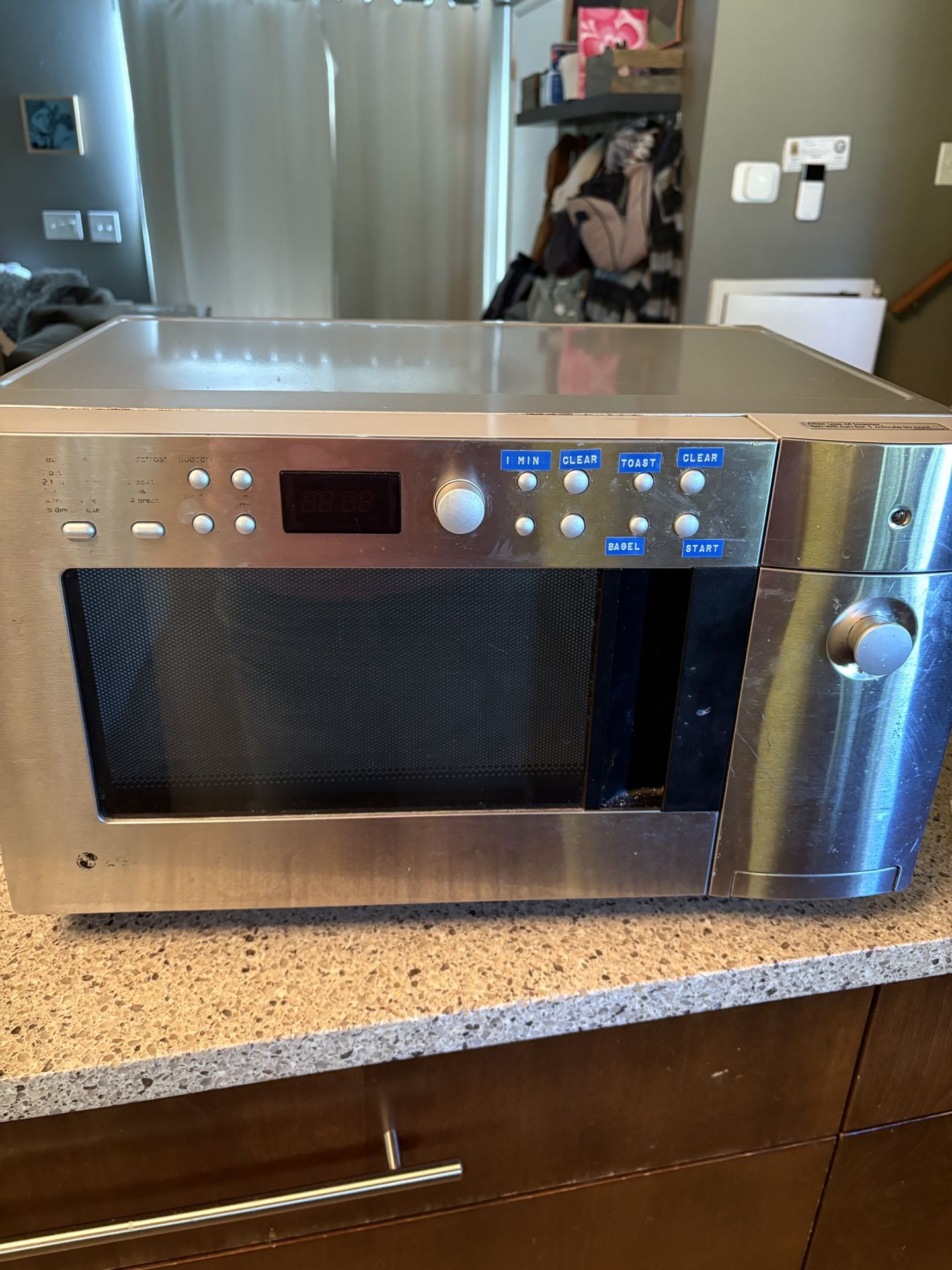 Free Microwave/Toaster Combo Only Toaster Works